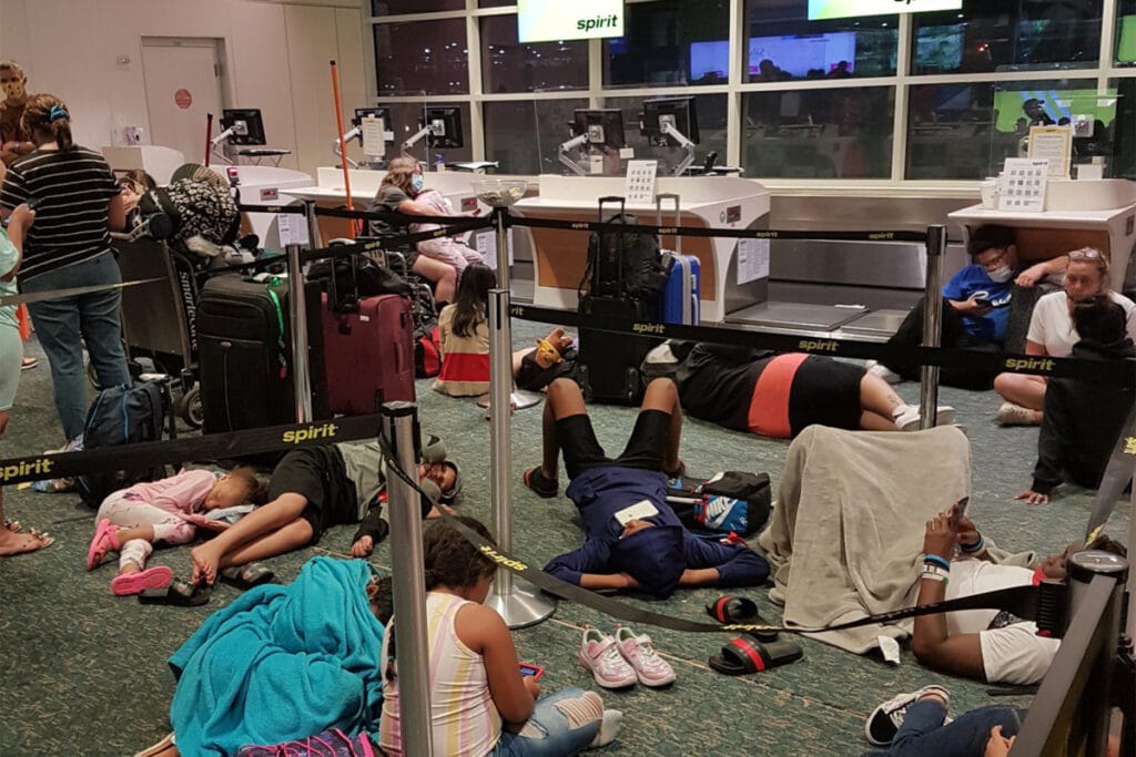 Thousands Stranded As Spirit Airlines Cancels Almost 300 Flights ...